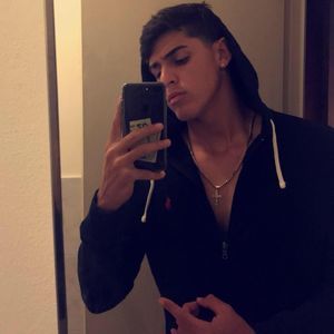 Meet your Posher, Jose f.